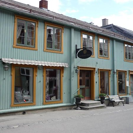 Appartement Houmbgaarden à Røros Extérieur photo